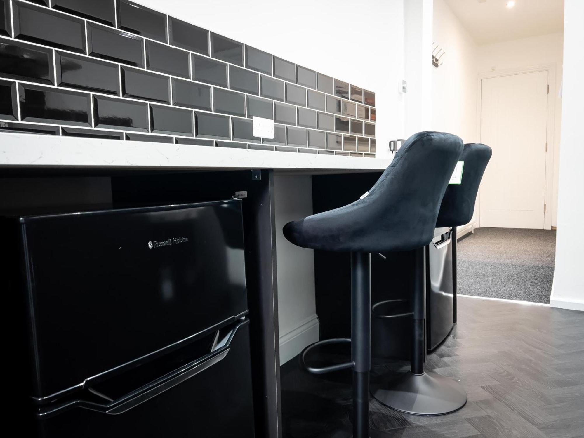 Newly Refurbished 6 Person En-Suite Apartment Tyne & Wear Newcastle Upon Tyne Killingworth Exterior photo