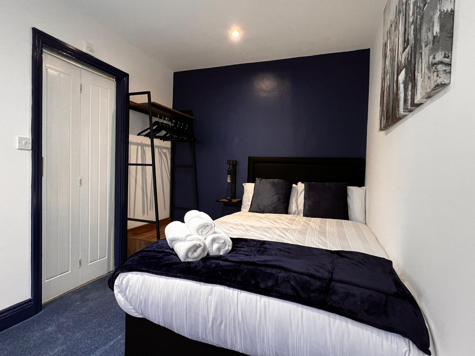 Newly Refurbished 6 Person En-Suite Apartment Tyne & Wear Newcastle Upon Tyne Killingworth Exterior photo